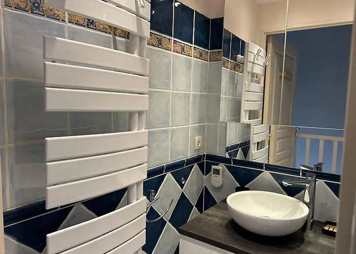 Apartment Duplex 3 Pieces, 6 Couchages, Proche Plage, Parking, - Fr-1-251-873