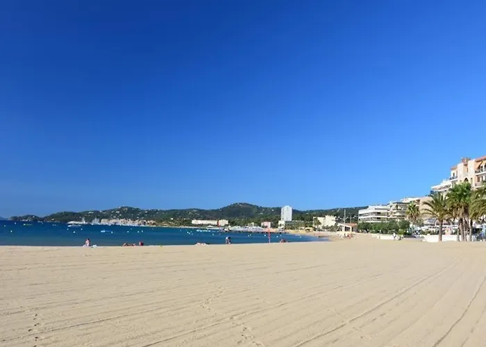 Apartment Duplex 3 Pieces, 6 Couchages, Proche Plage, Parking, - Fr-1-251-873