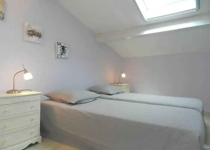 Apartment Duplex 3 Pieces, 6 Couchages, Proche Plage, Parking, - Fr-1-251-873 *